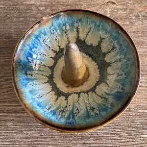 Artistic Ceramic Ring Holder